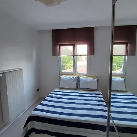 A Million Dollar View In The Heart Of The Apartamento Estambul