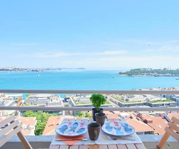 A Million Dollar View In The Heart Of The * Isztambul