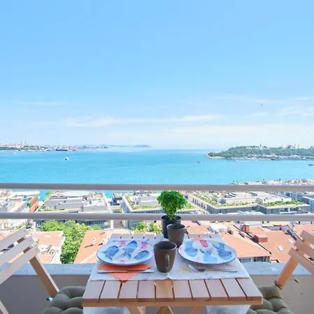 A Million Dollar View In The Heart Of The * Istambul