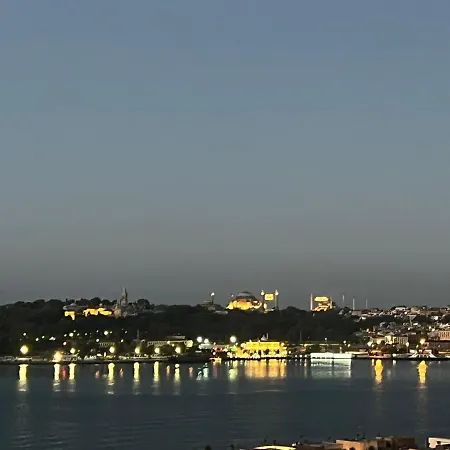 A Million Dollar View In The Heart Of The Appartamento