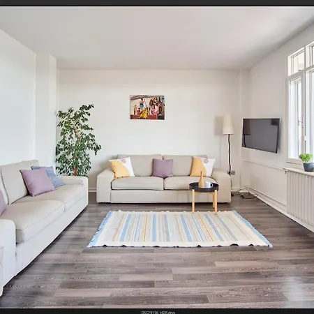A Million Dollar View In The Heart Of The Appartement Istambul