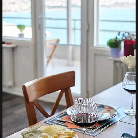 아파트 A Million Dollar View In The Heart Of The *